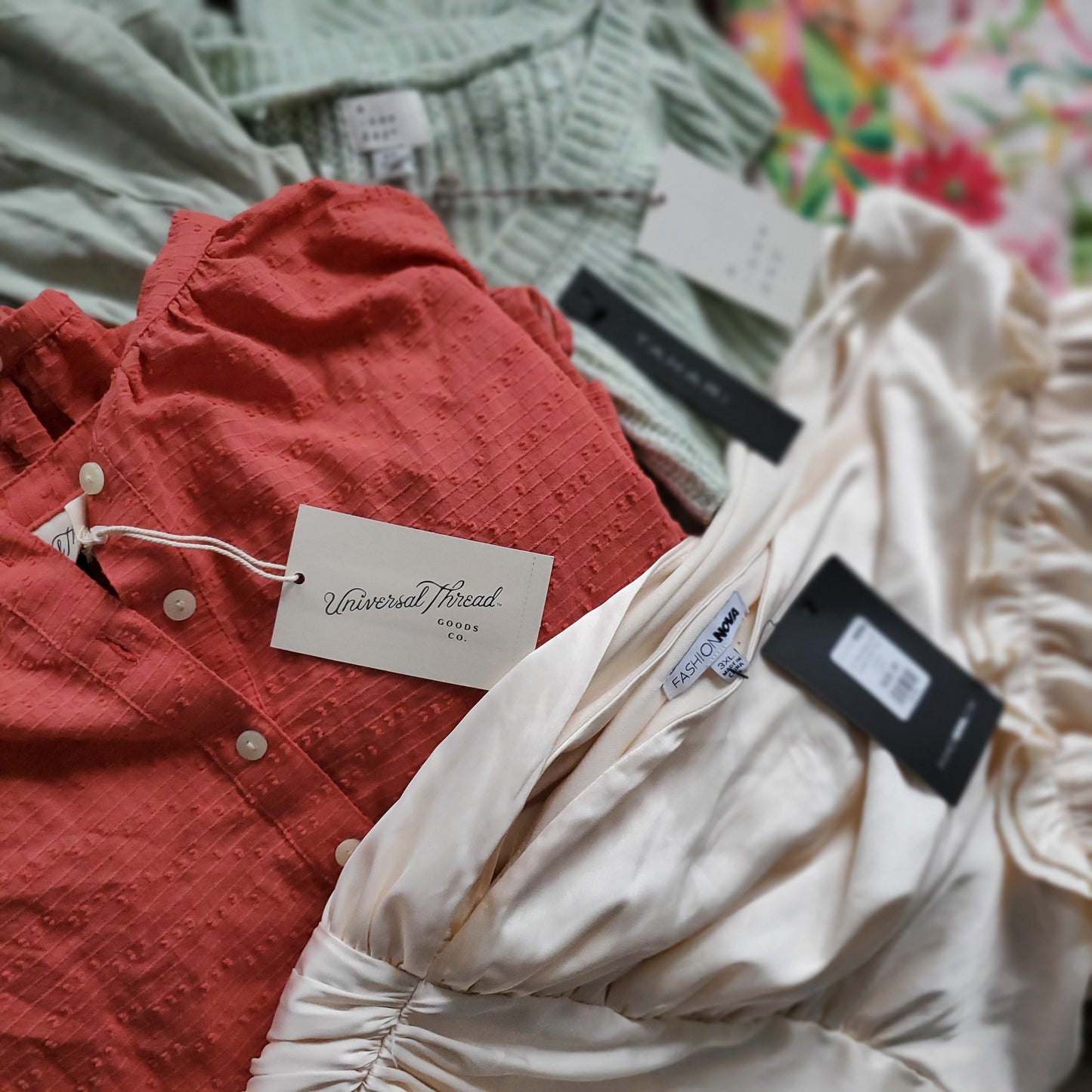 Women's Plus Size Clothing 40pc assorted lot