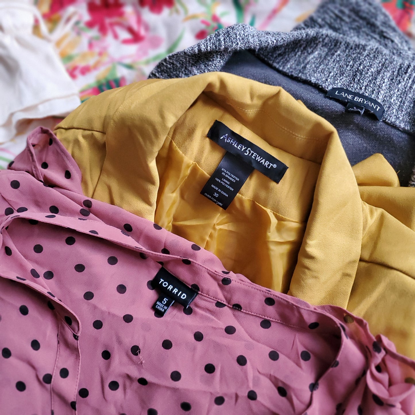 Women's Plus Size Clothing 40pc assorted lot