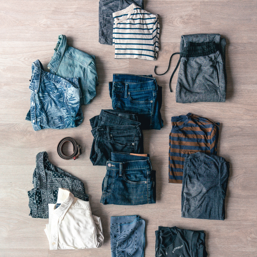 Men's 40pc Assorted Clothing Box